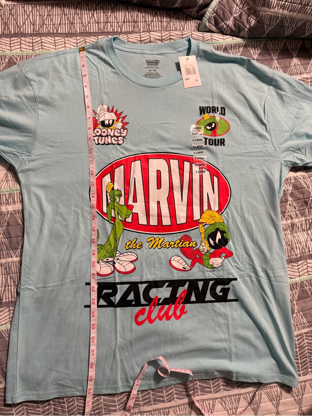 Looney Tunes Marvin the Martian Racing Club Tee in Size XL - Picture 7 of 7